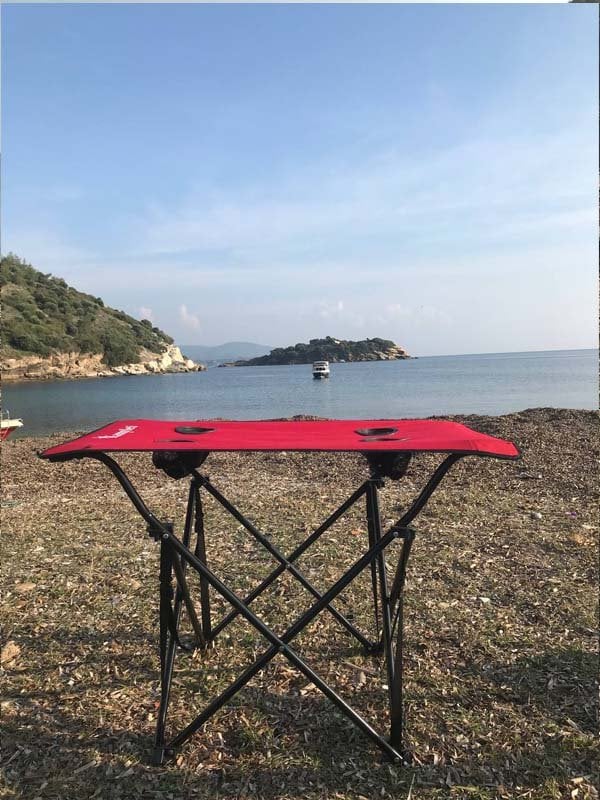 katlanir-kamp-masasi