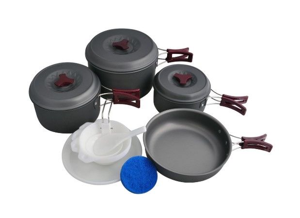 Alüminyum Yemek Setleri ile Kampta Lezzetli Yemek Yapmak Daha Kolay