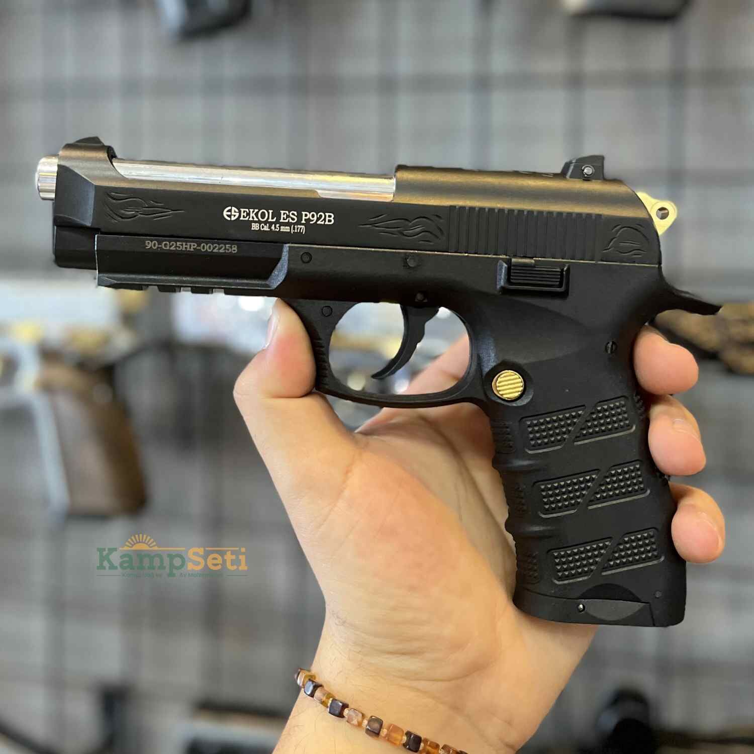 Ekol ES P92B Blowback Havalı Tabanca Siyah Altın İşlemeli