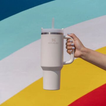 Stanley Quencher Flowstate Pipetli Termos Bardak 1.18 Lt