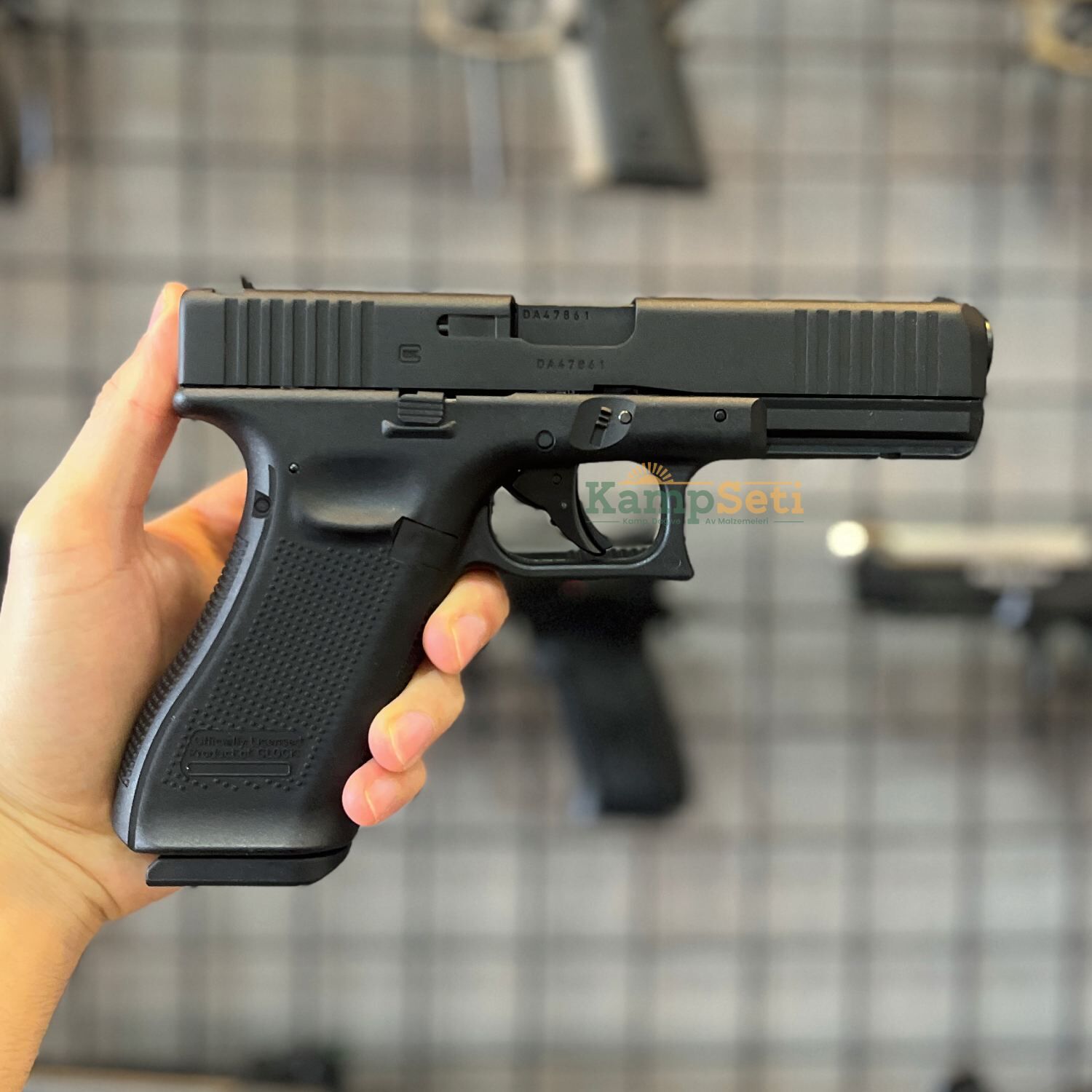 Umarex GLOCK 17 GEN5 Airsoft Tabanca 6 mm Siyah Co2 - Kamp Seti