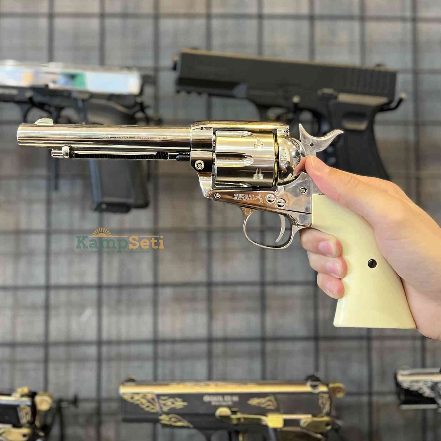 UMAREX COLT SAA 45 full metal 5,5'' Cal.4.5 mm. Parlak Havalı Tabanca