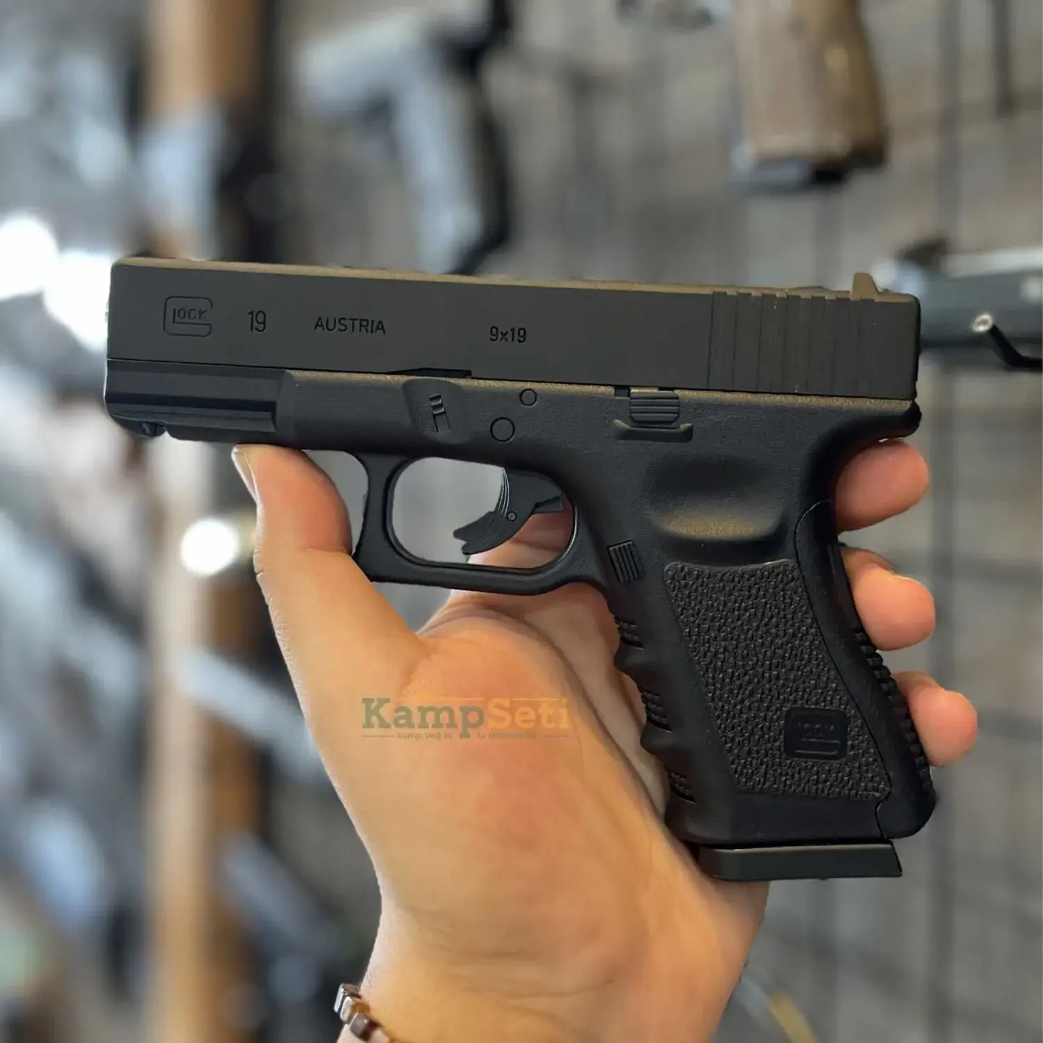 UMAREX Glock 19 Airsoft Tabanca - Co2, Siyah