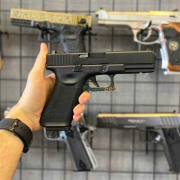 WE Glock 17 Gen5 GreenGas-Blowback Airsoft Tabanca 6mm Siyah