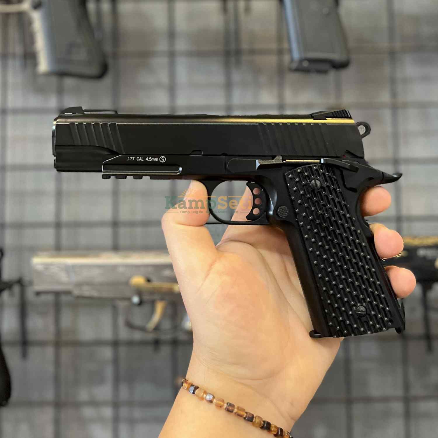 KWC Colt 1911 Blowback Havalı Tabanca Siyah 4.5mm