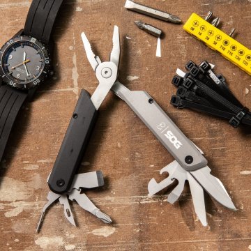 SOG ID1021 BATON Q3