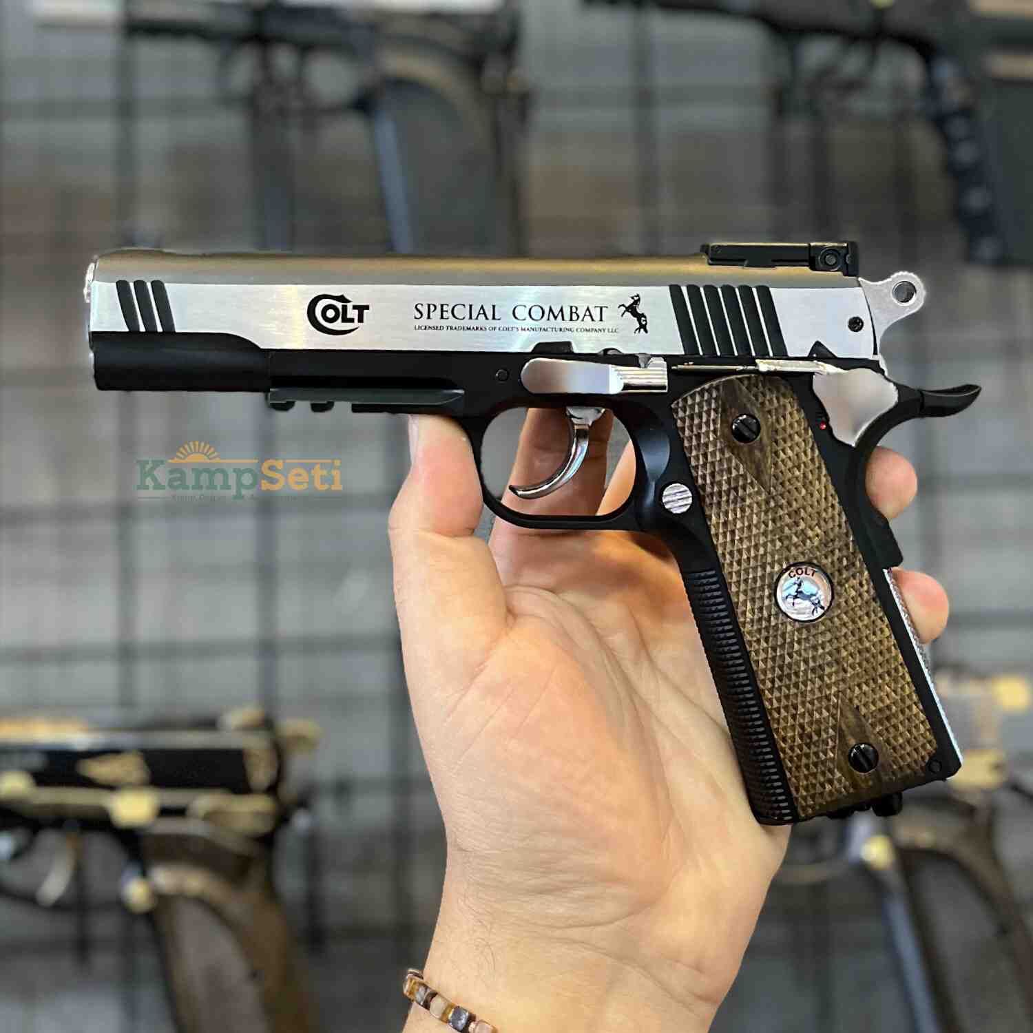 UMAREX Colt Special Classic Havalı Tabanca 4.5mm - Kamp Seti